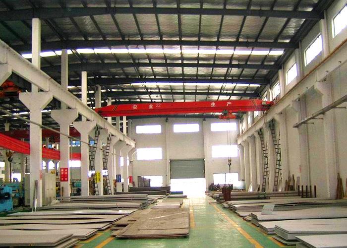 Đơn dầm điện trên không cần cẩu 10Ton giá