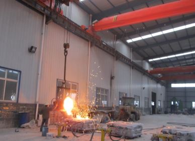 Đúc đơn dầm trên không cần cẩu